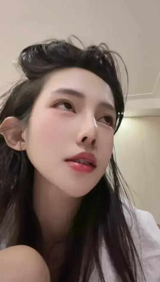 《七七大魔王》vlog全季合集在线观看-东北网红七七大魔王最新视频-高清无删减免费播放
