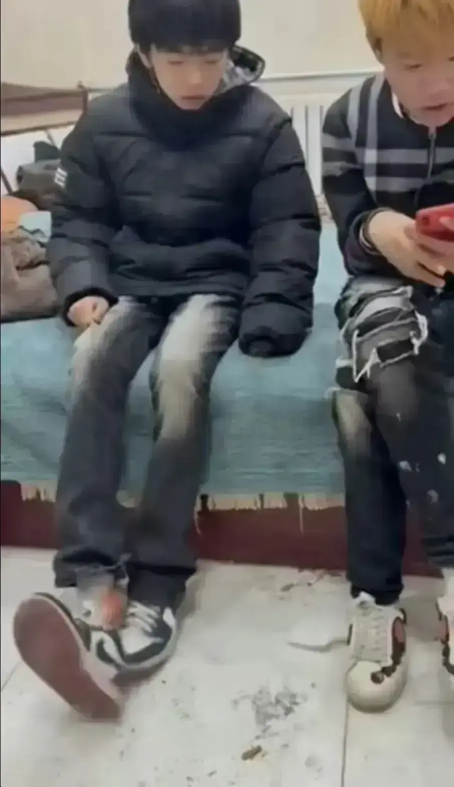 《轻奢小子和美式 boy》未删减版免费在线观看-《轻奢小子和美式 boy》HD高清全集-无广告1080P超清画质播放